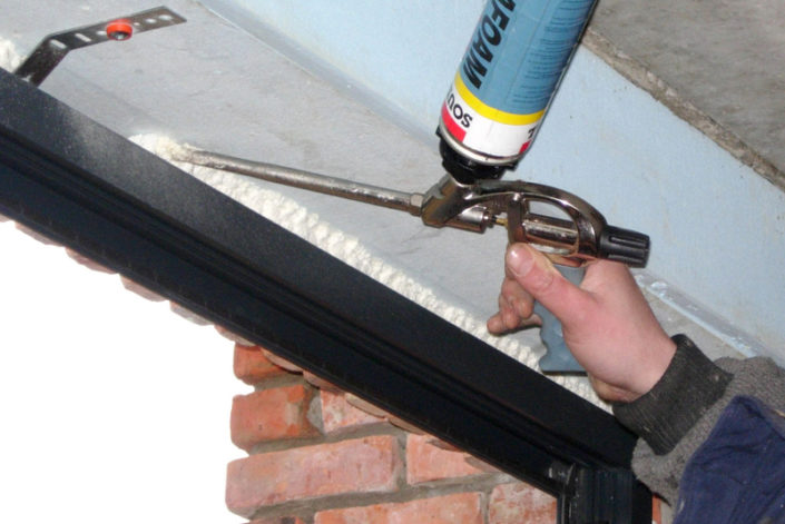 Soudafoam Gun for Window Application